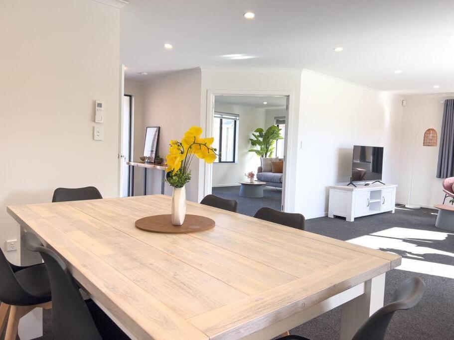 Peaceful 5 Bedrooms Retreat روتوروا المظهر الخارجي الصورة